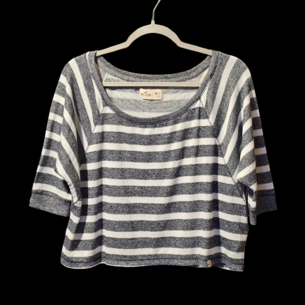 NWOT Hollister Sweater